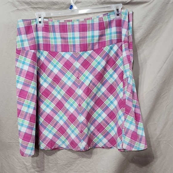 Izod Skirt - Picture 1 of 5